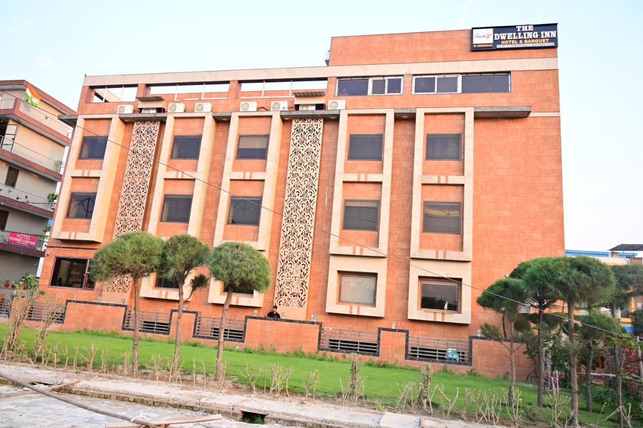 The Dwelling Inn Greater Noida Eksteriør bilde